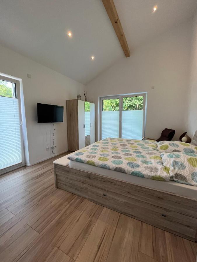 Ferienwohnung "Moseltraum" Ensch エクステリア 写真