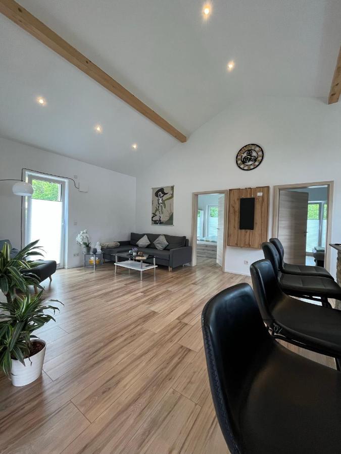 Ferienwohnung "Moseltraum" Ensch エクステリア 写真
